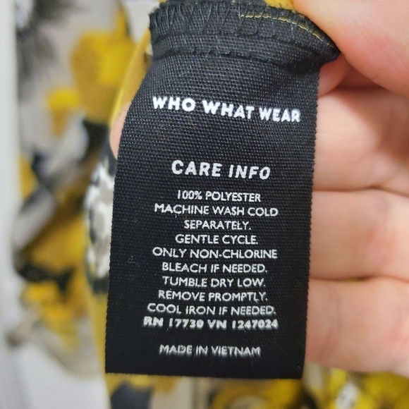 Who What Wear Yellow Floral Print Button Front Blouse Size XL - Picture 8 of 8